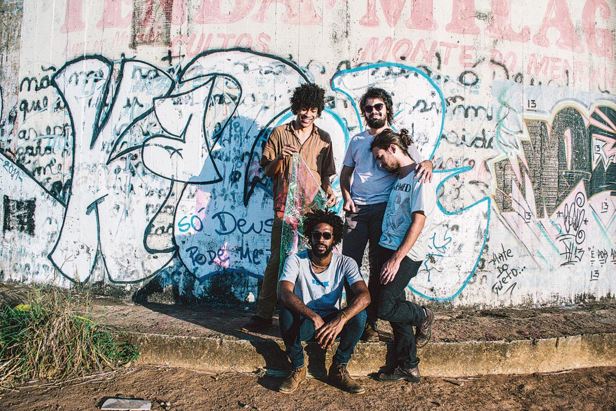 Entrevista Boogarins