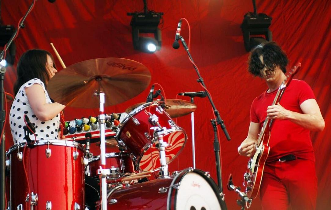 The White Stripes - Seven Nation Army