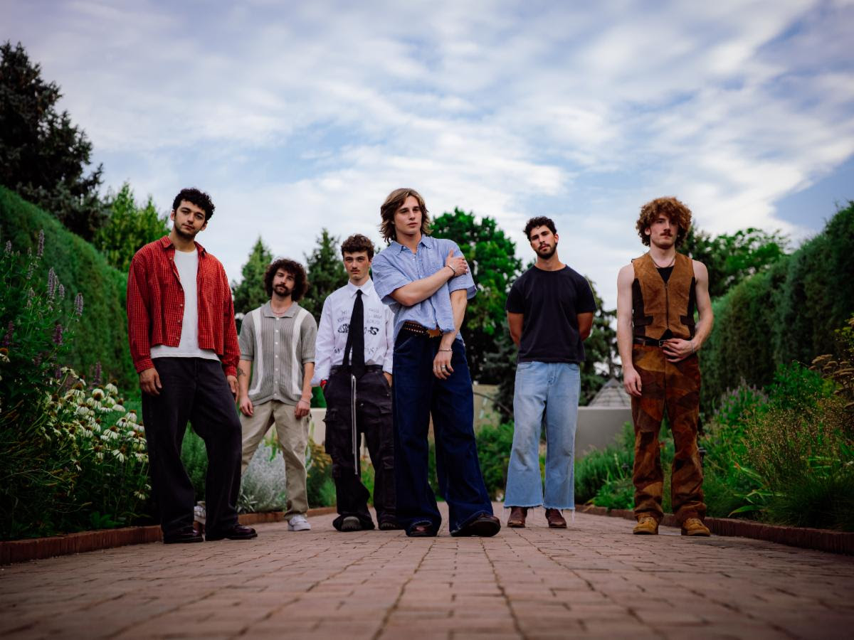 Ax and The Hatchetmen - Lucy