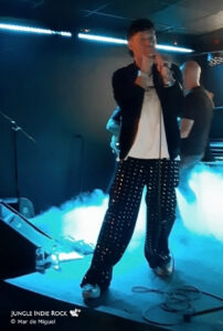 SIX to FIX - The Critters Acts Tour